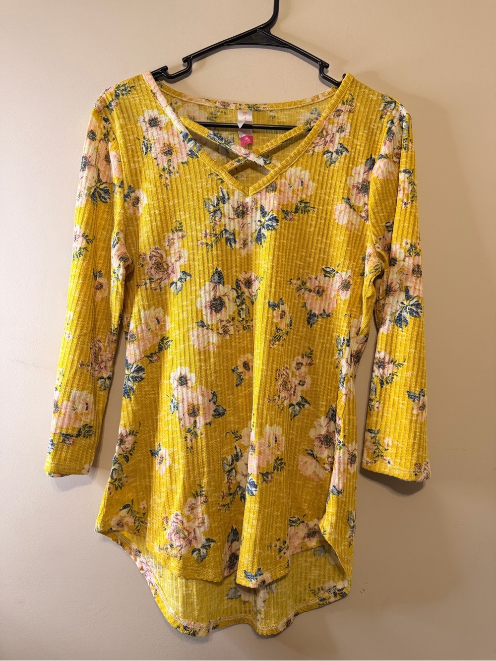 No Boundaries Floral V‑Neck Long Sleeve Top in Yellow